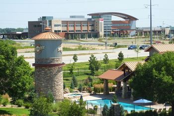 Ironhorse apartments across from uchealth - long peak hospital